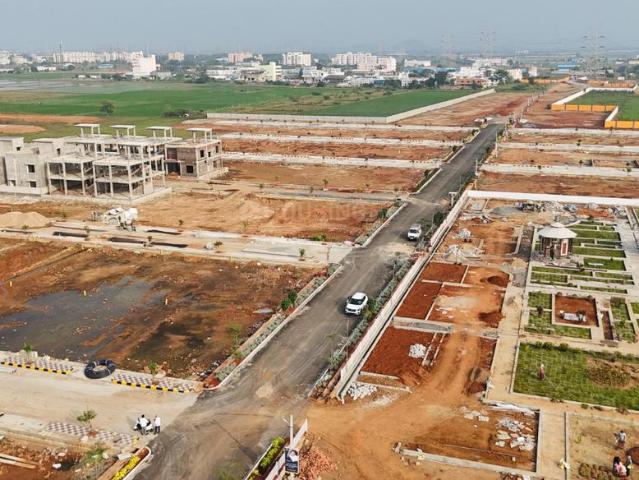 Residential Plot in Kankipadu for resale Vijayawada. The reference number is 20809564