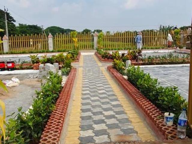 Residential Plot in Kankipadu for resale Vijayawada. The reference number is 20628480