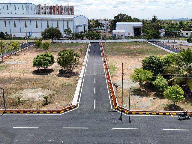 Residential Plot in Kelambakkam for resale Chennai. The reference number is 20316864