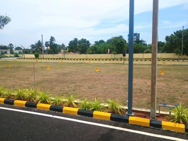 Residential Plot in Kelambakkam for resale Chennai. The reference number is 20777182
