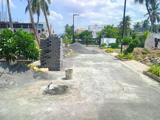Residential Plot in Kelambakkam for resale Chennai. The reference number is 20886771