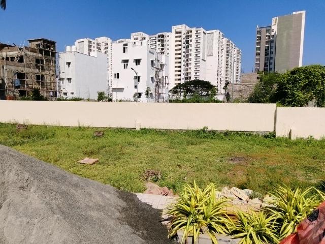 Residential Plot in Senganmal for resale Chennai. The reference number is 20961540