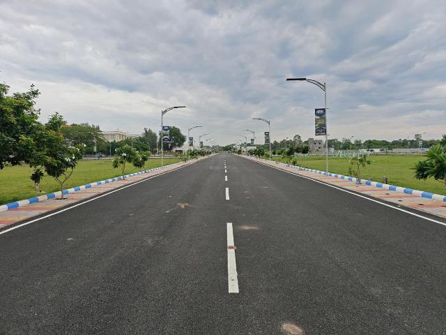 Residential Plot in Kelambakkam for resale Chennai. The reference number is 21048340