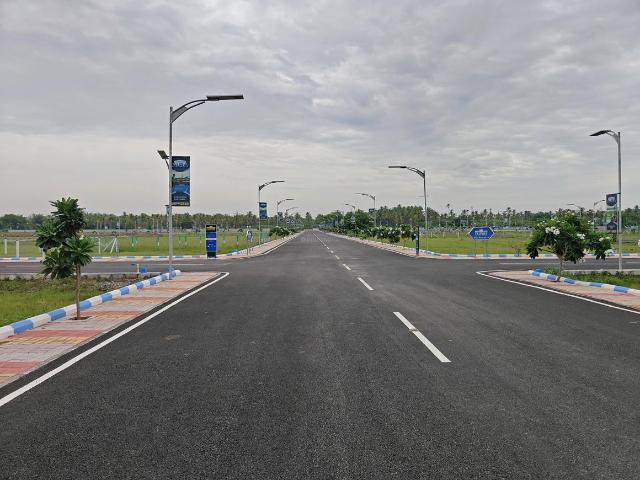 Residential Plot in Kelambakkam for resale Chennai. The reference number is 21048390