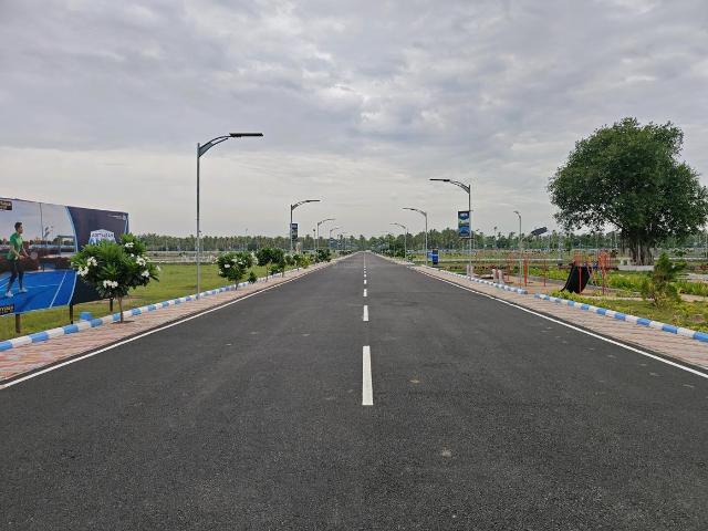 Residential Plot in Kelambakkam for resale Chennai. The reference number is 21048404