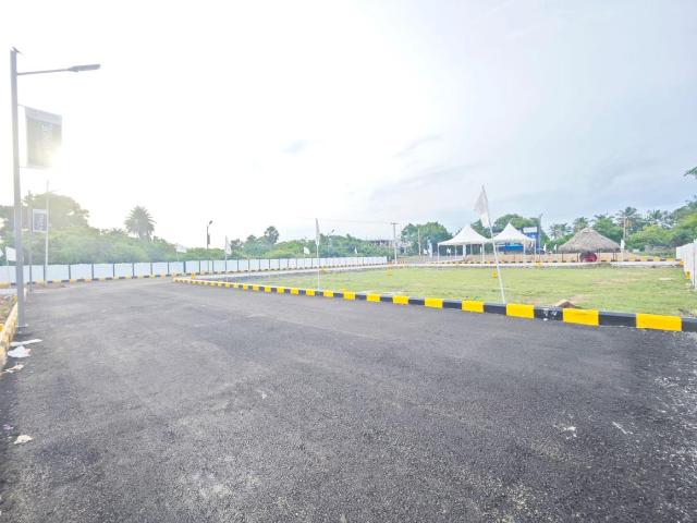 Residential Plot in Kelambakkam for resale Chennai. The reference number is 21028847
