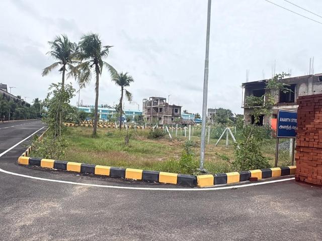 Residential Plot in Kelambakkam for resale Chennai. The reference number is 21348414
