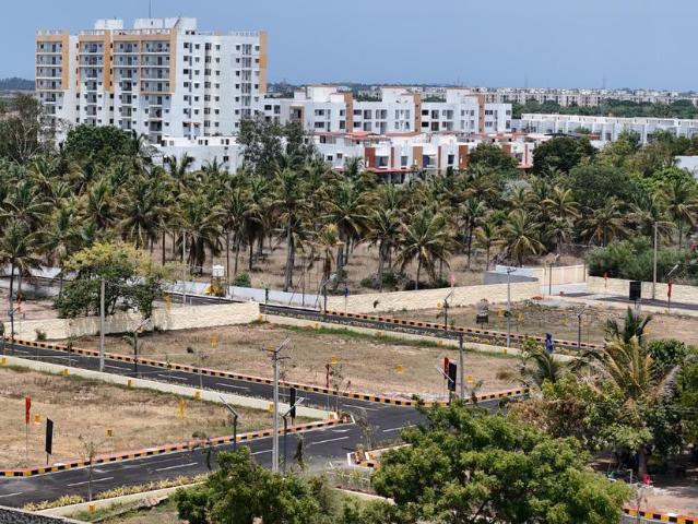 Residential Plot in Kelambakkam for resale Chennai. The reference number is 21364789