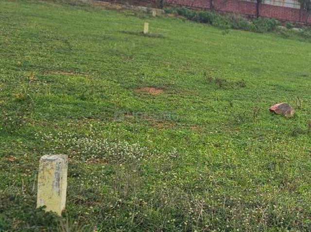 Residential Plot in Keshampet for resale Ranga Reddy. The reference number is 21253856