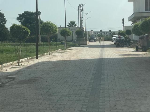Residential Plot in Khanpur for resale Mohali. The reference number is 21141237