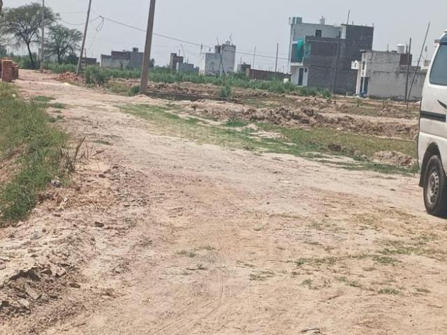 Residential Plot in Khatoo for resale Sikar. The reference number is 20338772