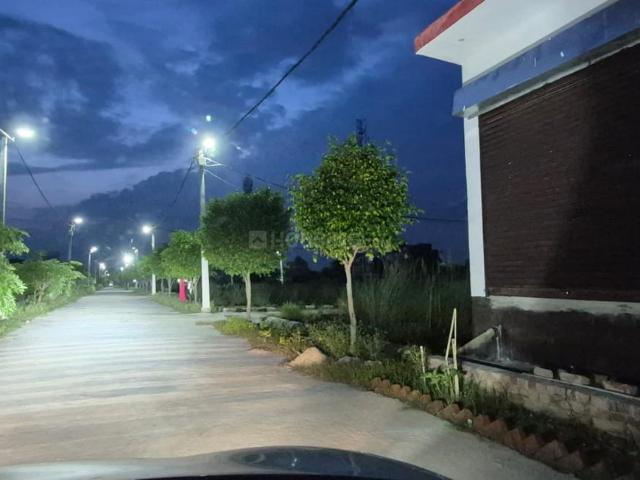 Residential Plot in Khazoor Gaon for resale Barabanki. The reference number is 20871895