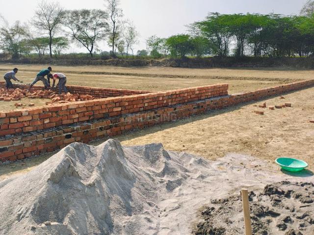Residential Plot in Khujauli for resale Lucknow. The reference number is 19610506