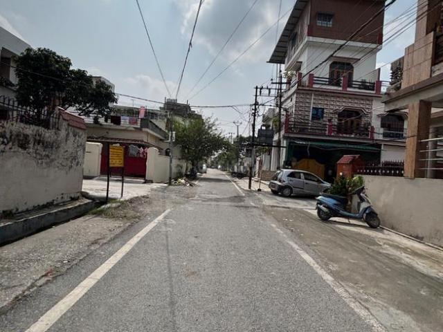 Residential Plot in Khurbura for resale Dehradun. The reference number is 21326018