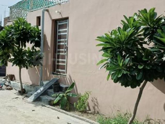 Residential Plot in Knowledge Park 2 for resale Greater Noida. The reference number is 20129979