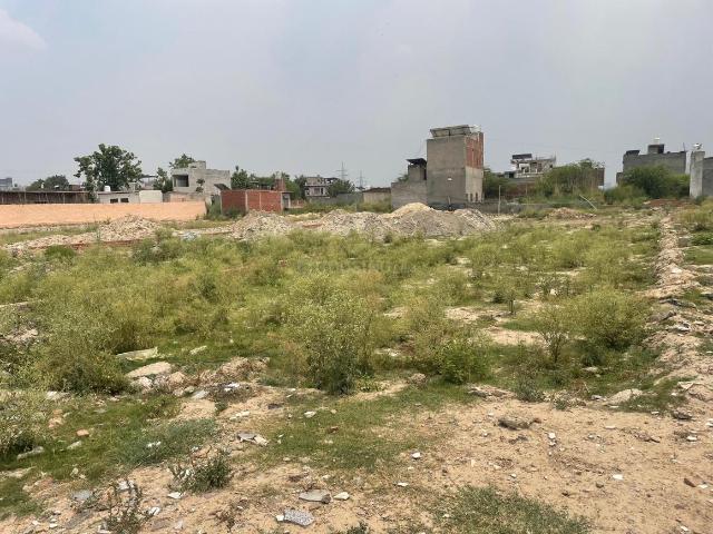 Residential Plot in Knowledge Park 3 for resale Greater Noida. The reference number is 20604283