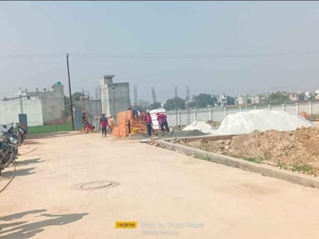 Residential Plot in Knowledge Park 3 for resale Greater Noida. The reference number is 21280048