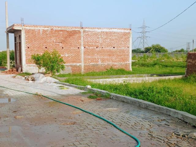 Residential Plot in Knowledge Park 3 for resale Greater Noida. The reference number is 21385266