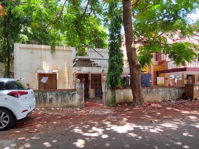 Residential Plot in Kodambakkam for resale Chennai. The reference number is 20181994