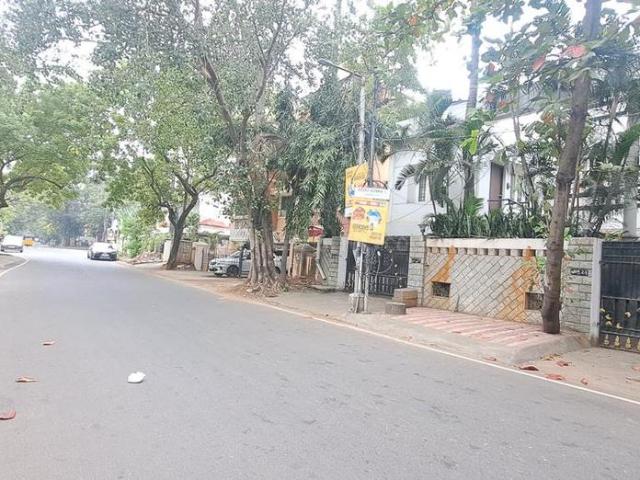 Residential Plot in Kodambakkam for resale Chennai. The reference number is 21384176