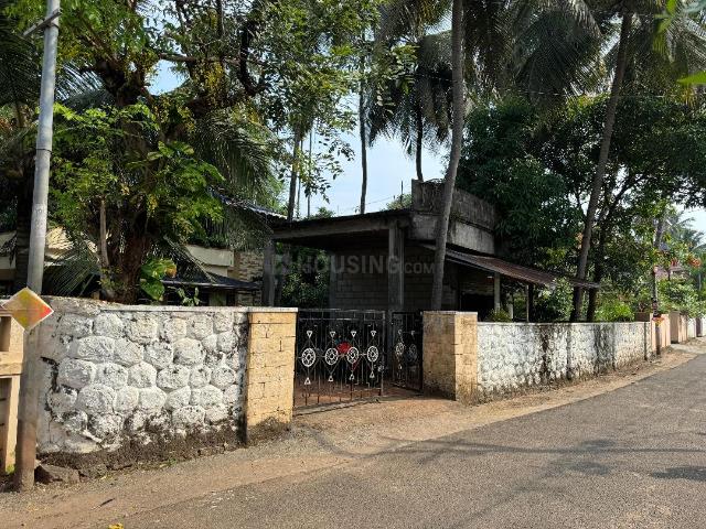 Residential Plot in Koorkenchery for resale Thrissur. The reference number is 20399543