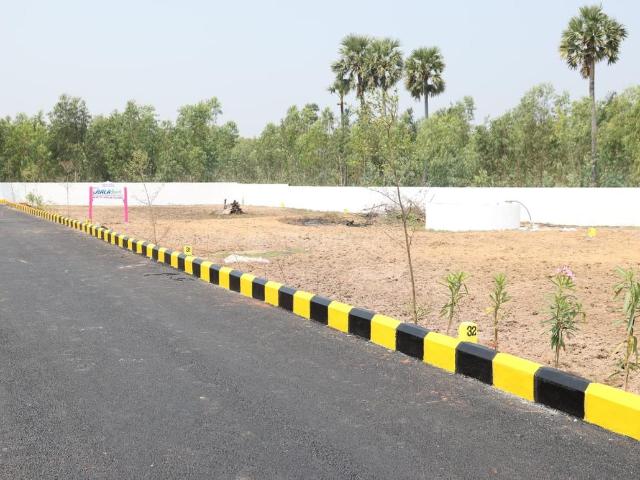 Residential Plot in Koovathur for resale Chennai. The reference number is 20873212