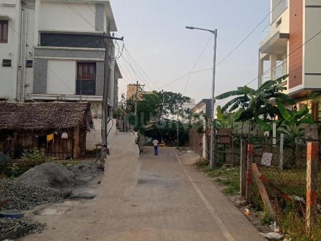 Residential Plot in Kolathur for resale Chennai. The reference number is 18292233