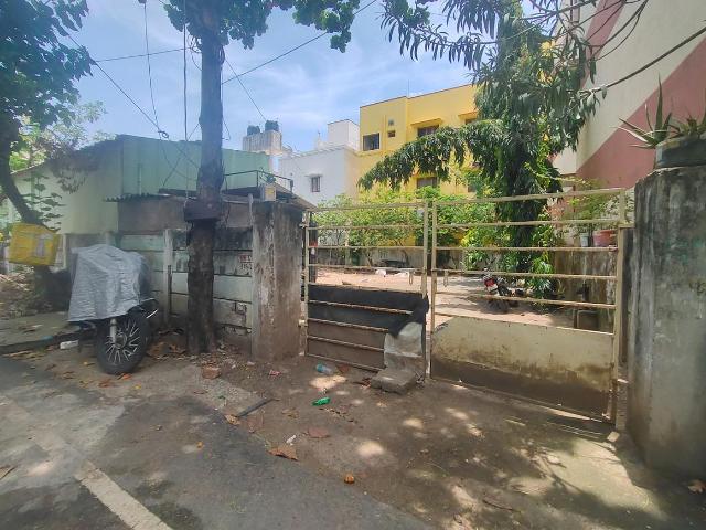 Residential Plot in Kolathur for resale Chennai. The reference number is 21139287
