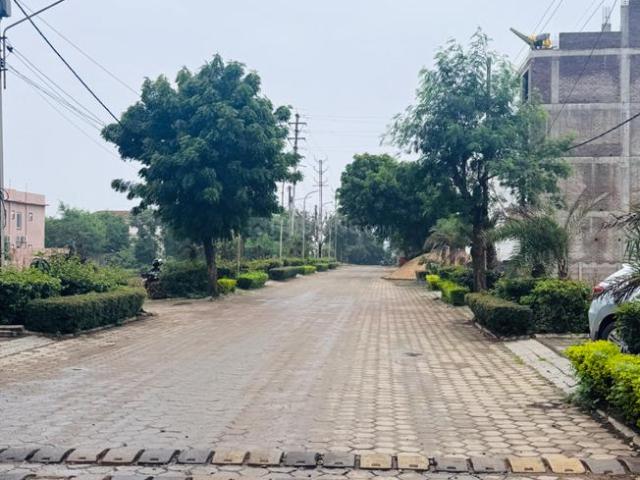 Residential Plot in Kolar Road for resale Bhopal. The reference number is 20964841