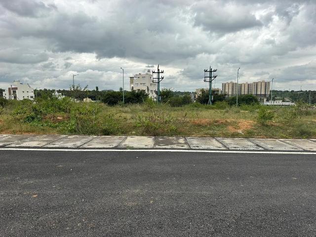 Residential Plot in Kommaghatta for resale Bengaluru. The reference number is 18638022