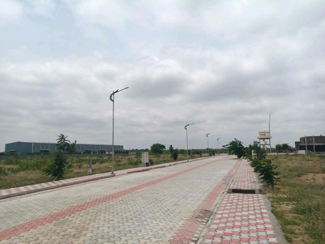 Residential Plot in Kompally for resale Hyderabad. The reference number is 17380535
