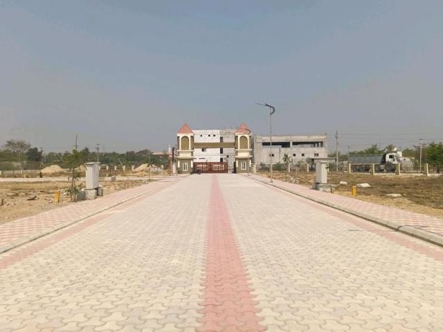 Residential Plot in Kompally for resale Hyderabad. The reference number is 19548934