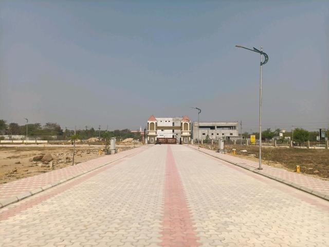 Residential Plot in Kompally for resale Hyderabad. The reference number is 19548947