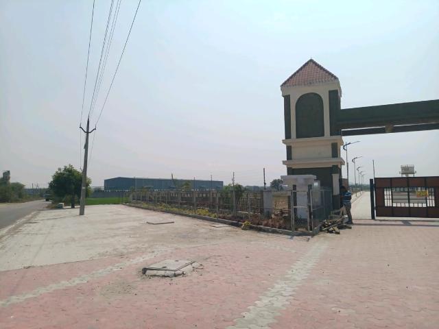 Residential Plot in Kompally for resale Hyderabad. The reference number is 19548958