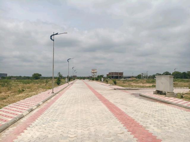 Residential Plot in Kompally for resale Hyderabad. The reference number is 20419598