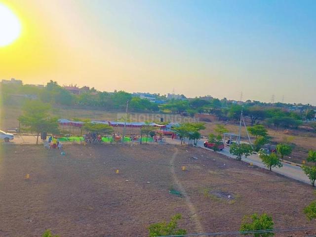 Residential Plot in Kompally for resale Hyderabad. The reference number is 20636451