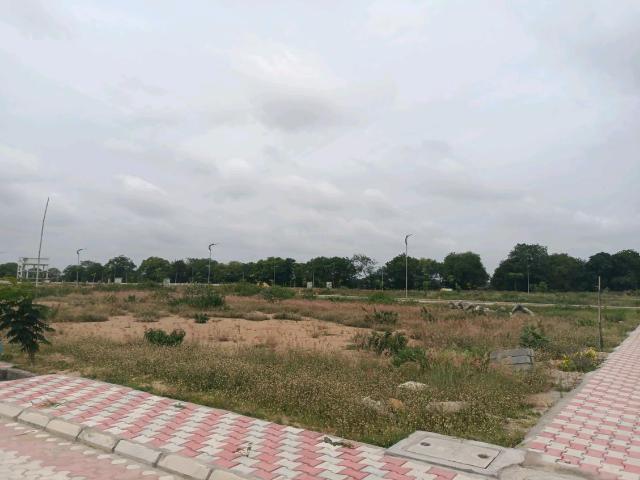 Residential Plot in Kompally for resale Hyderabad. The reference number is 20636502