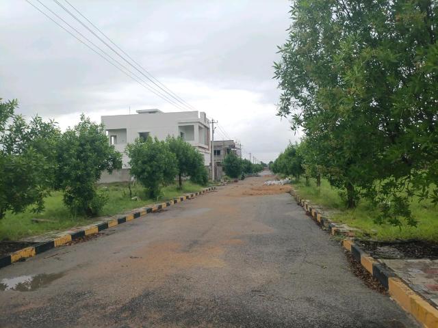 Residential Plot in Kompally for resale Hyderabad. The reference number is 20874094