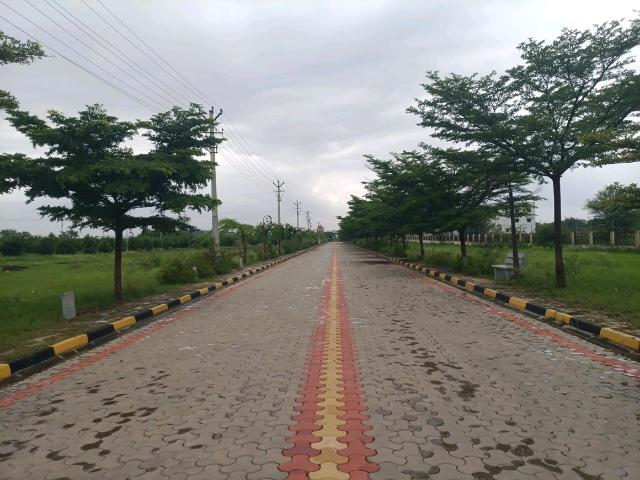 Residential Plot in Kompally for resale Hyderabad. The reference number is 20874123