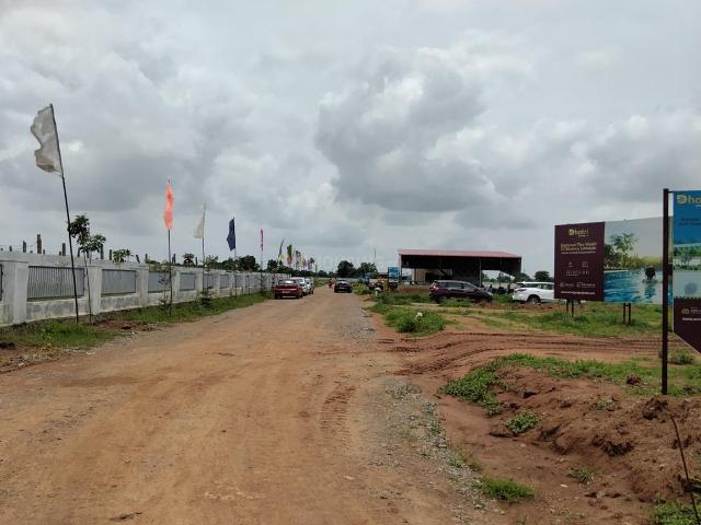 Residential Plot in Kompally for resale Hyderabad. The reference number is 20892480