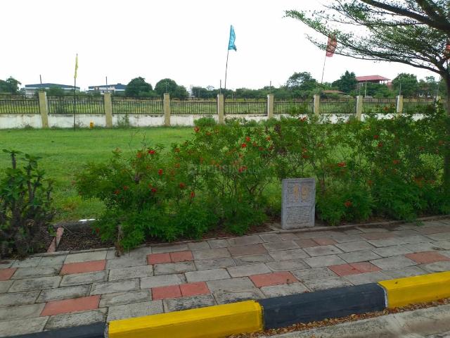 Residential Plot in Kompally for resale Hyderabad. The reference number is 20911690