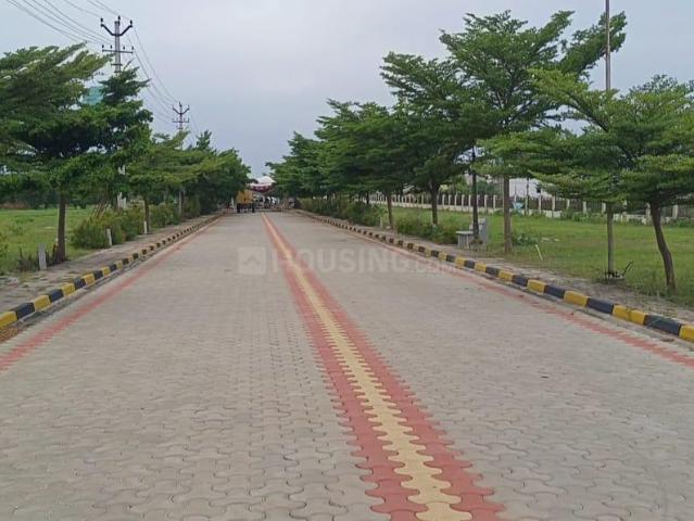 Residential Plot in Kompally for resale Hyderabad. The reference number is 20911761