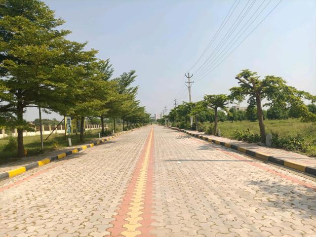 Residential Plot in Kompally for resale Hyderabad. The reference number is 21213178
