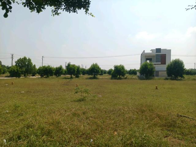 Residential Plot in Kompally for resale Hyderabad. The reference number is 21213193