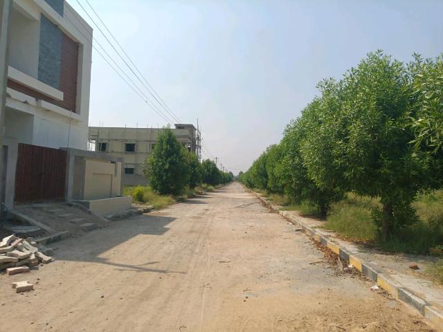 Residential Plot in Kompally for resale Hyderabad. The reference number is 21213216