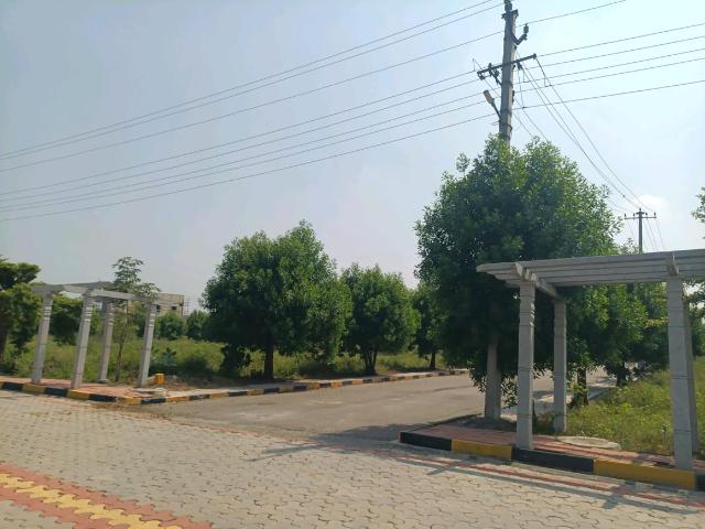 Residential Plot in Kompally for resale Hyderabad. The reference number is 21213221