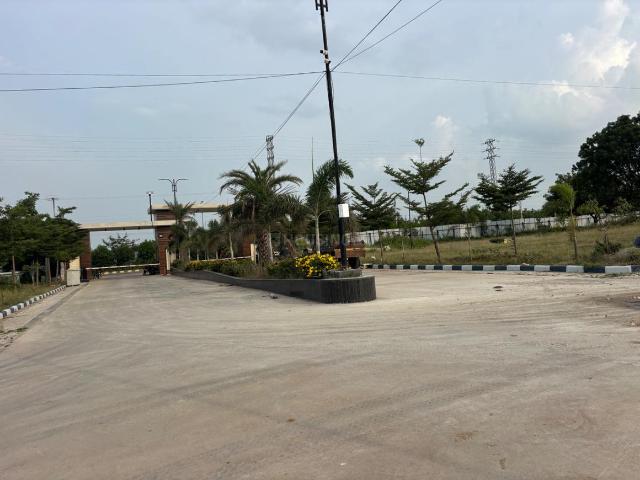 Residential Plot in Kongara Kalan for resale Hyderabad. The reference number is 21093351
