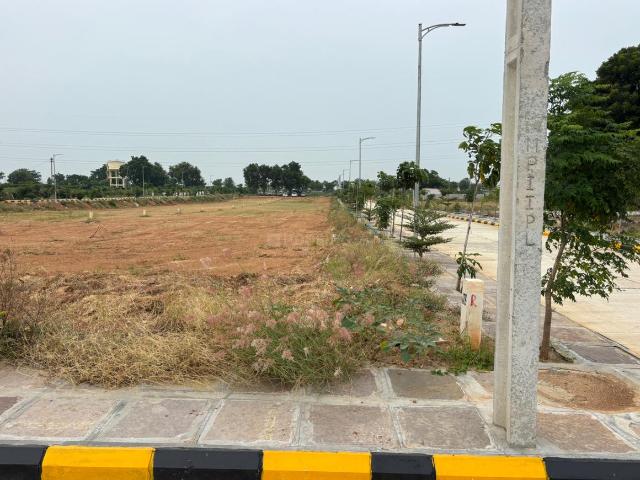 Residential Plot in Kongara Kalan for resale Hyderabad. The reference number is 21104742