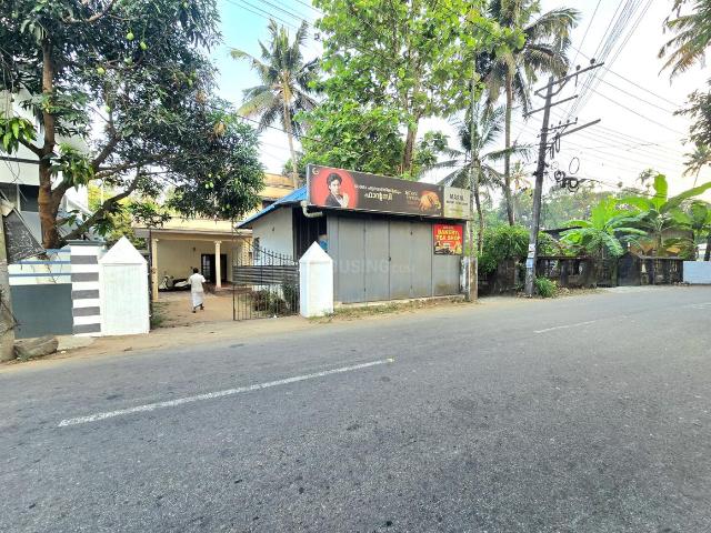 Residential Plot in Kongorppilly for resale Kochi. The reference number is 20068105
