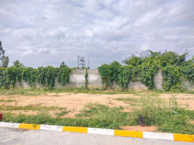Residential Plot in Koppa Gate for resale Bengaluru. The reference number is 20969488